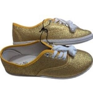 Gold Glitter Shoes 7.5